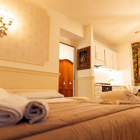 New Cozy Apartment - City Centre Лекко Экстерьер фото