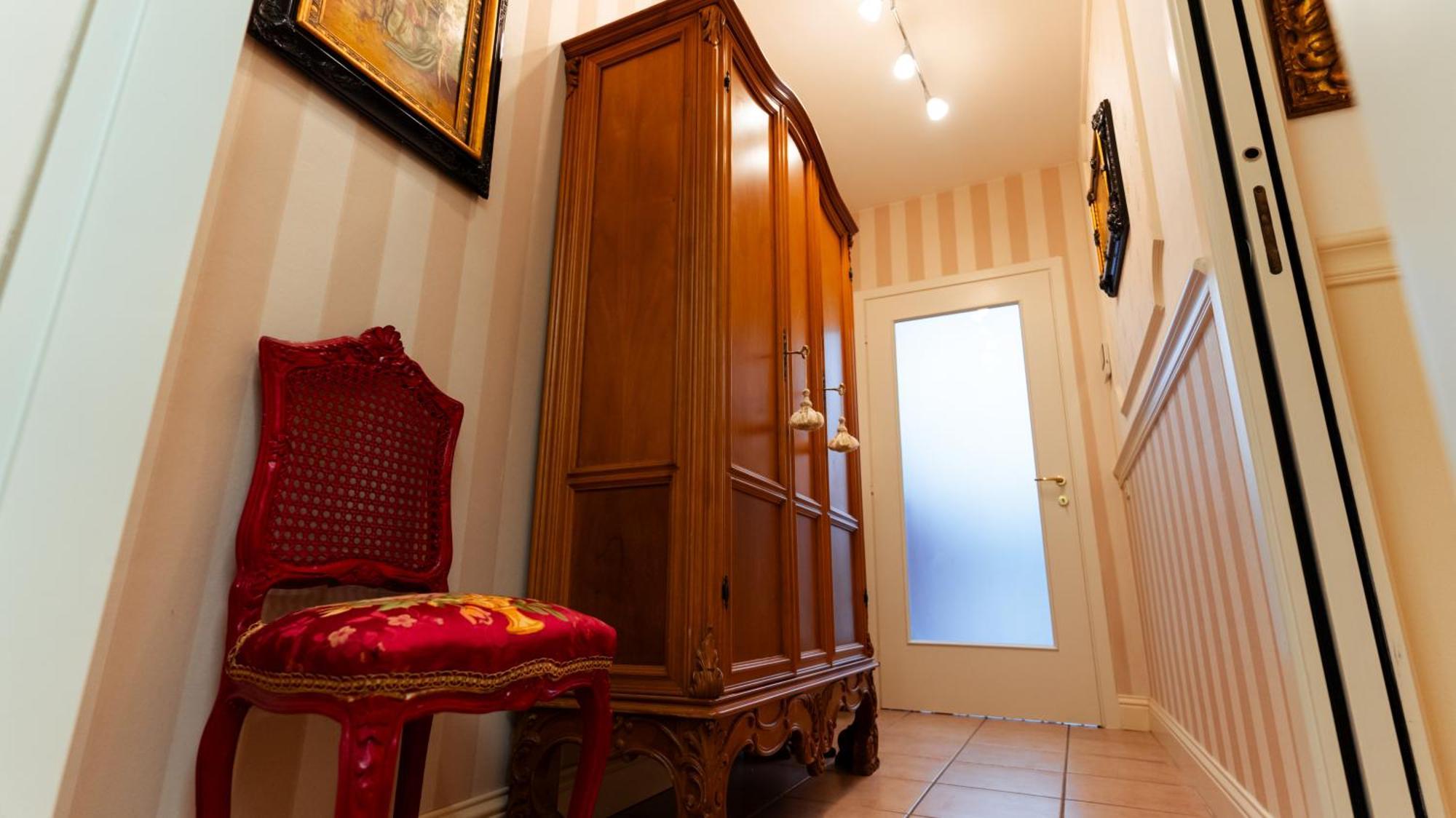 New Cozy Apartment - City Centre Лекко Экстерьер фото